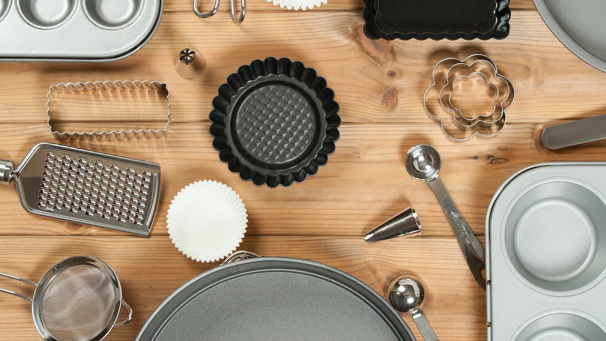 Essential Baking Tools For The Advanced Cake Decorators