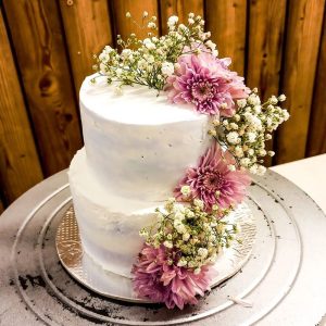 Flower decoratd cake